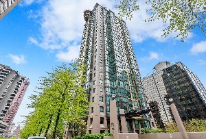 1367 ALBERNI ST Lions Towers Specialist Harris First 778-320-3782 Lions Towers Expertise